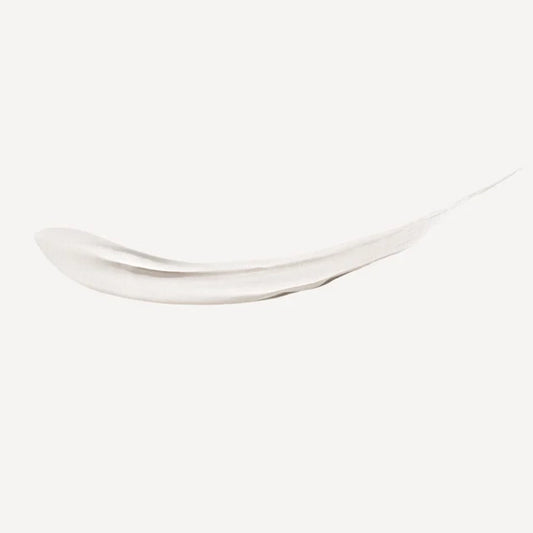 Tratamiento para pestañas con una sencilla aplicación, OLAPLEX Bond Building Technology TM, ácido hialurónico hidratante y biotina a la línea de las pestañas para apoyar el ciclo de crecimiento natural y evitar la caída de las pestañas, así como obtener pestañas más largas, gruesas, fuertes y sanas.